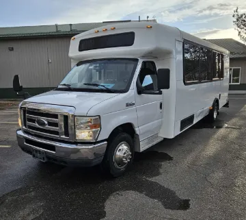 Picture of 2015 Ford Champion E450 Shuttle Bus
