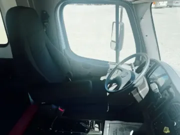 Picture of 2025 Freightliner Star Rider Shuttle Bus
