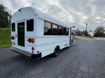 Picture of 2012 Chevrolet Express 4500 Shuttle Bus