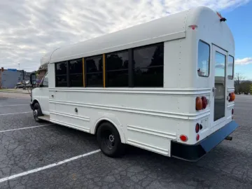 Picture of 2012 Chevrolet Express 4500 Shuttle Bus