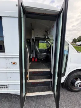 Picture of 2012 Chevrolet Express 4500 Shuttle Bus