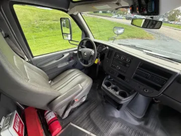 Picture of 2012 Chevrolet Express 4500 Shuttle Bus