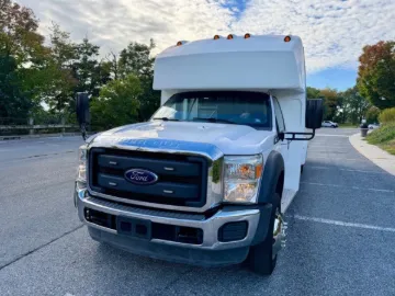 Picture of 2014 Ford F-550 Shuttle Bus ADA