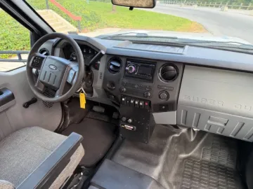 Picture of 2014 Ford F-550 Shuttle Bus ADA