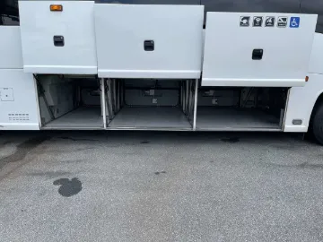 Picture of 2016 MCI J4500l Motorcoach ADA Coach Bus