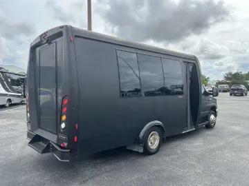 Picture of 2019 Ford E350 Shuttle Bus