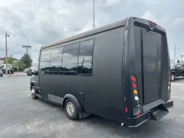 Picture of 2019 Ford E350 Shuttle Bus
