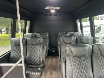 Picture of 2019 Ford E350 Shuttle Bus