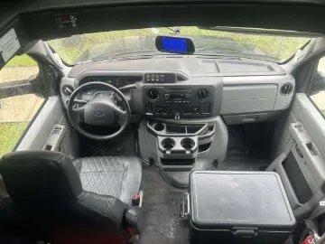 Picture of 2019 Ford E350 Shuttle Bus