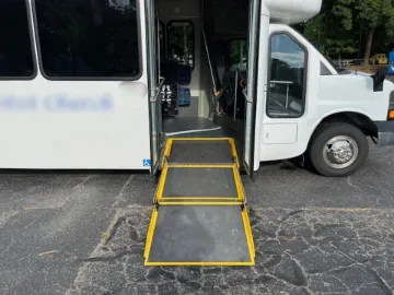 Picture of 2014 Chevrolet Express 4500 Shuttle Bus