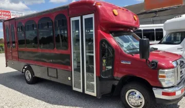 Picture of 2016 Ford E-450 Shuttle Bus ADA