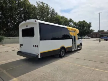 Picture of 2018 Ford E-450 Shuttle Bus