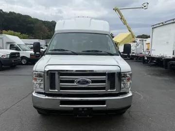 Picture of 2016 Ford E-350 Shuttle Bus