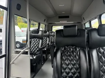 Picture of 2016 Ford E-350 Shuttle Bus
