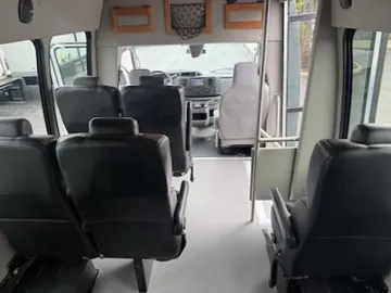 Picture of 2016 Ford E-350 Shuttle Bus