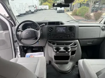Picture of 2016 Ford E-350 Shuttle Bus