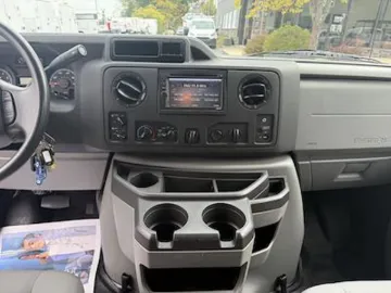 Picture of 2016 Ford E-350 Shuttle Bus
