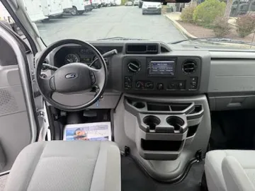 Picture of 2016 Ford E-350 Shuttle Bus