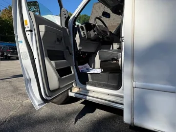 Picture of 2019 Ford E-450 Shuttle Bus