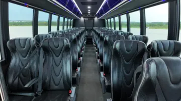 2020 Freightliner Ultra Coachliner SE