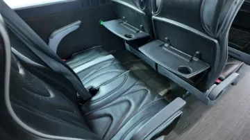 2020 Freightliner Ultra Coachliner SE