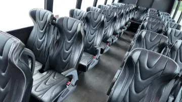2020 Freightliner Ultra Coachliner SE