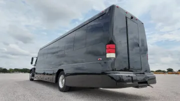 2020 Freightliner Ultra Coachliner SE