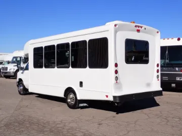 Picture of 2022 Ford E450 Startrans Shuttle Bus