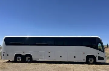 Picture of 2005 MCI J4500 Coach Bus