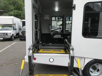 Picture of 2018 Ford E-350 Shuttle Bus ADA