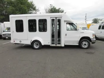 Picture of 2018 Ford E-350 Shuttle Bus ADA