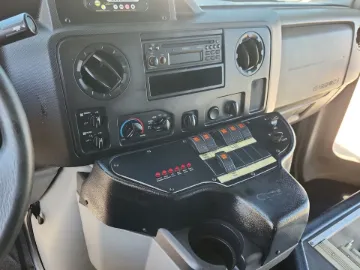 Picture of 2016 Ford E-350 10P ADA