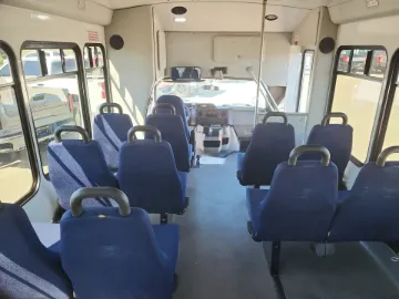 Picture of 2016 Ford E-350 10P ADA