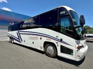 Picture of 2011 MCI J4500 Motorcoach Coach Bus