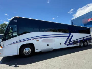 Picture of 2011 MCI J4500 Motorcoach Coach Bus