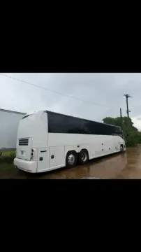 Picture of 2005 MCI J4500 Motorcoach Coach Bus