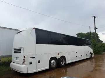 Picture of 2005 MCI J4500 Motorcoach Coach Bus