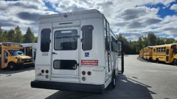 2021 FORD E-450 Shuttle Buses