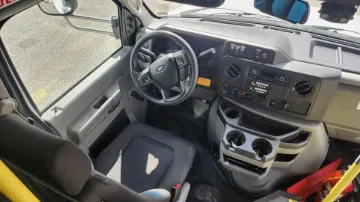 2021 FORD E-450 Shuttle Buses