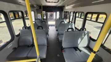 2021 FORD E-450 Shuttle Buses