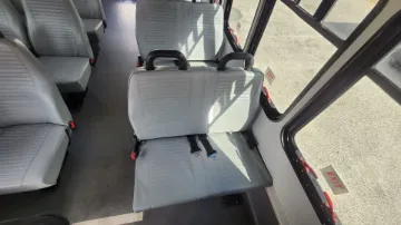 2021 FORD E-450 Shuttle Buses