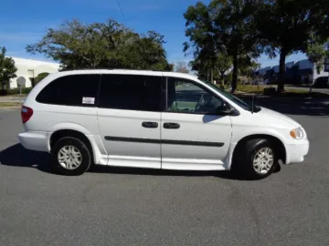 Picture of 2005 Dodge Grand Caravan Van ADA