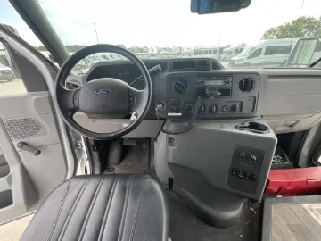Picture of 2019 Ford E350 Shuttle Bus