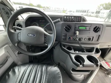 Picture of 2018 Ford E450 Shuttle Bus