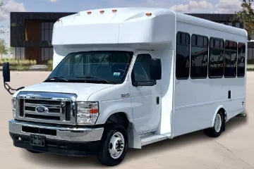 Picture of 2016 Ford E350 ADA Shuttle