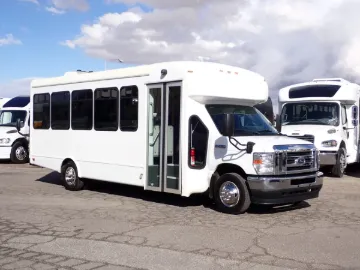 Picture of 2022 Ford E450 Startrans Senator Ii Shuttle Bus