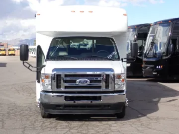 Picture of 2022 Ford E450 Startrans Senator Ii Shuttle Bus