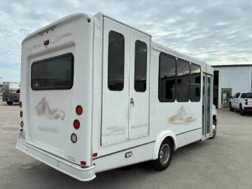Picture of 2021 Ford Eldorado Aerotech Shuttle Bus ADA