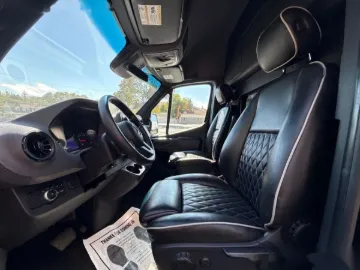2021 Mercedes-Benz Sprinter Passenger Van Limo & Party Bus