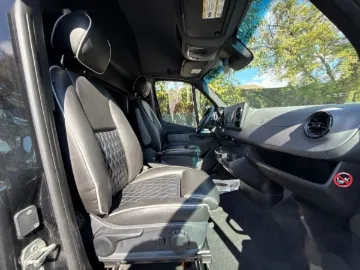 2021 Mercedes-Benz Sprinter Passenger Van Limo & Party Bus